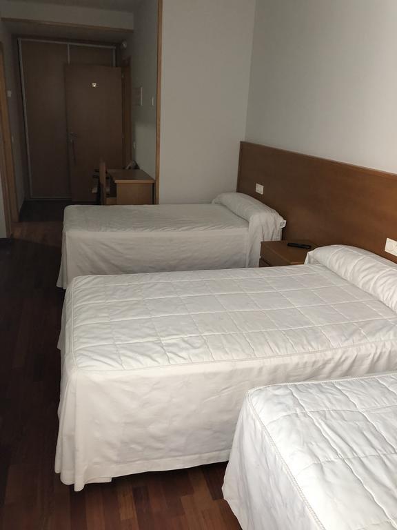 Hostal El Poligono ثامورا المظهر الخارجي الصورة